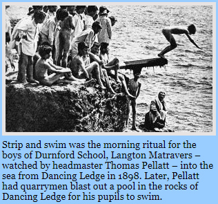 Durnford School In Dorset, Langton Matravers, jumping from Danci