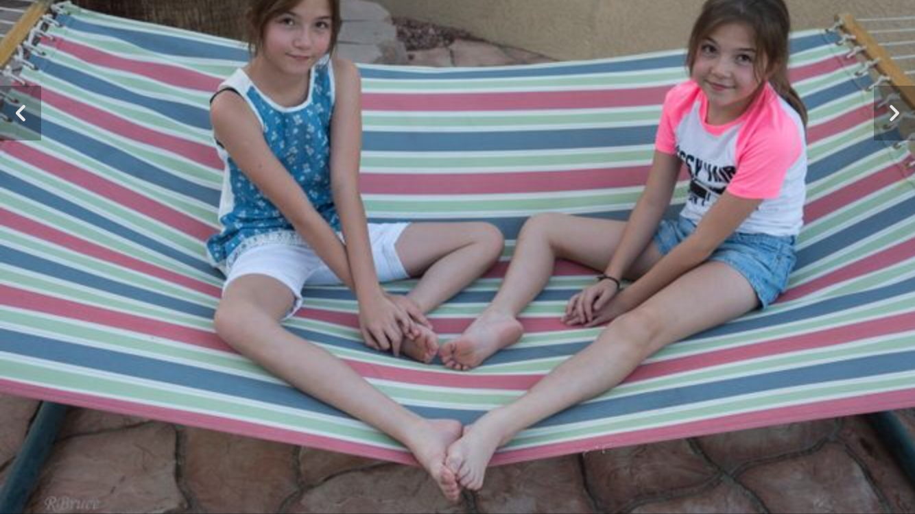 Twins Fiorella Fio Axell And Florencia Flo Axell Gymnastic Feet Models Image V157