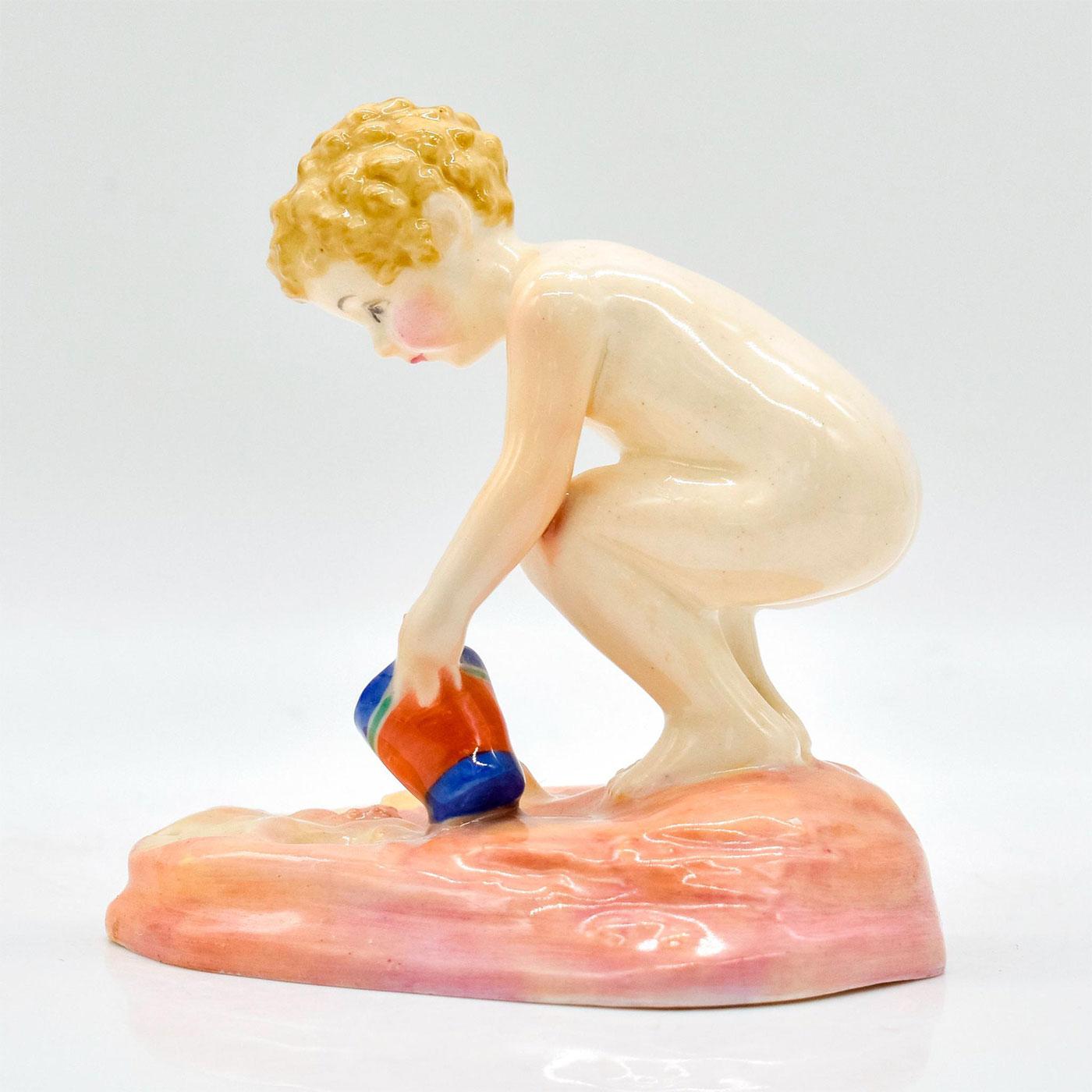 Royal Doulton figurine by Leslie Harradine 2.jpg