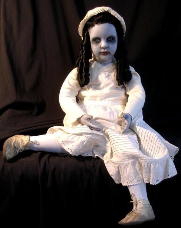 creepy-dolls-4.jpg
