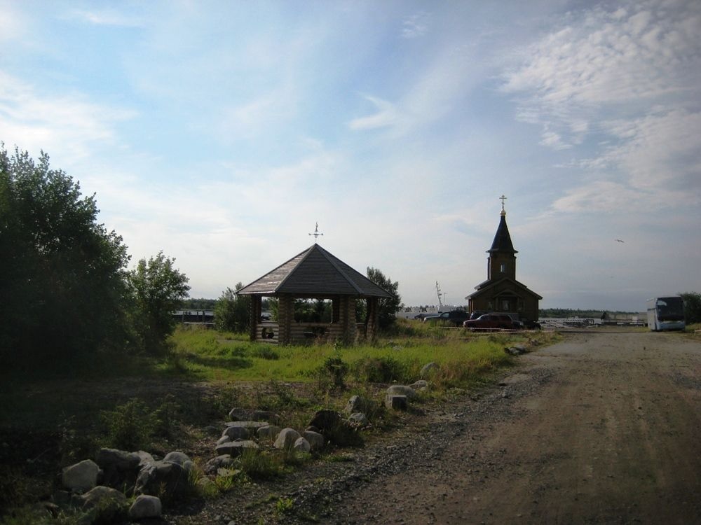 00000 Рабочеостровск новая церковь.jpg